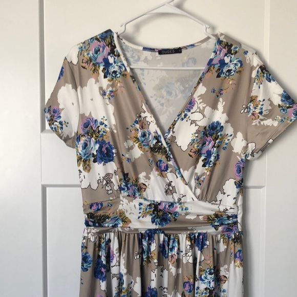 OUGES | Maxi Dress - Picture 5 of 8